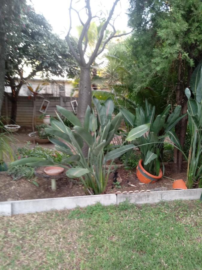 Accommodation@42 Capital Pretoria-Noord Esterno foto