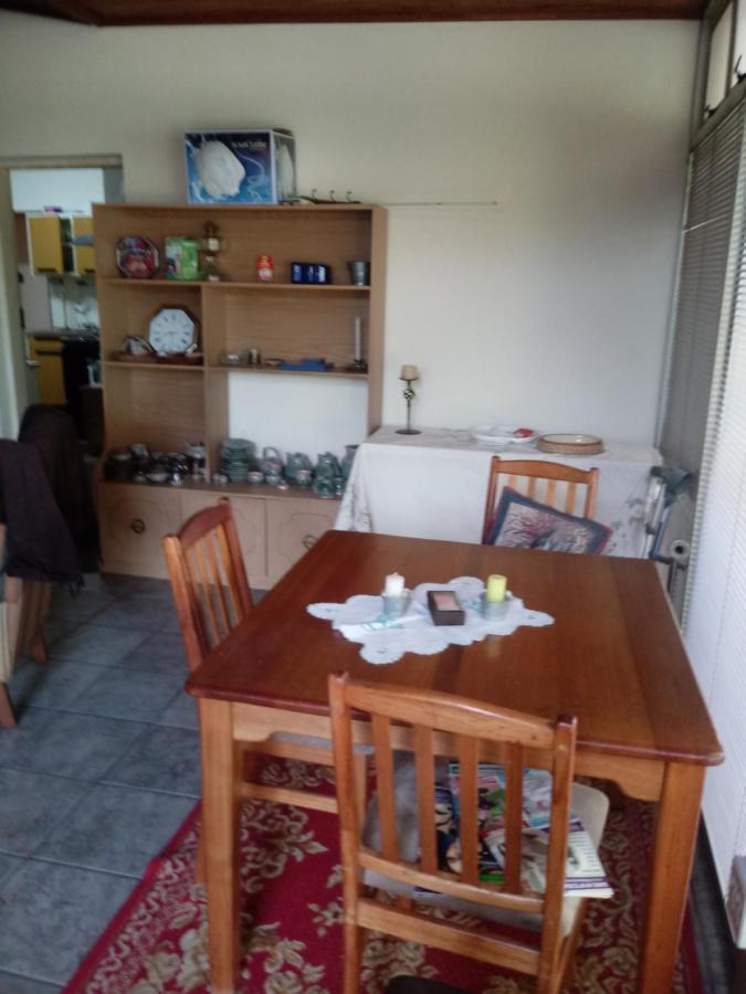 Accommodation@42 Capital Pretoria-Noord Esterno foto