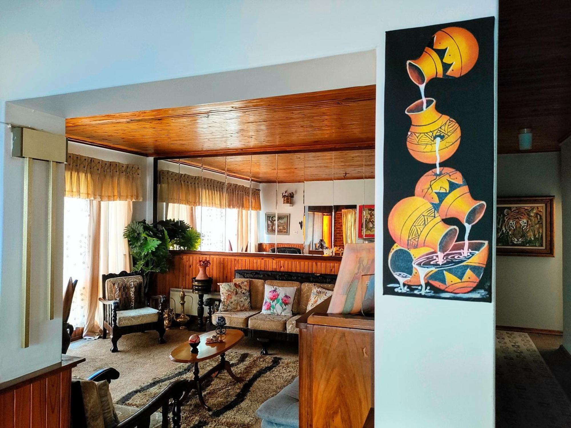 Accommodation@42 Capital Pretoria-Noord Esterno foto
